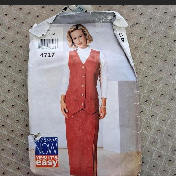 Sewing Pattern - Picture 1 of 2